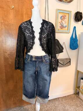 Vintage 2007 Old Navy Low Rise Denim Capri Pants 2